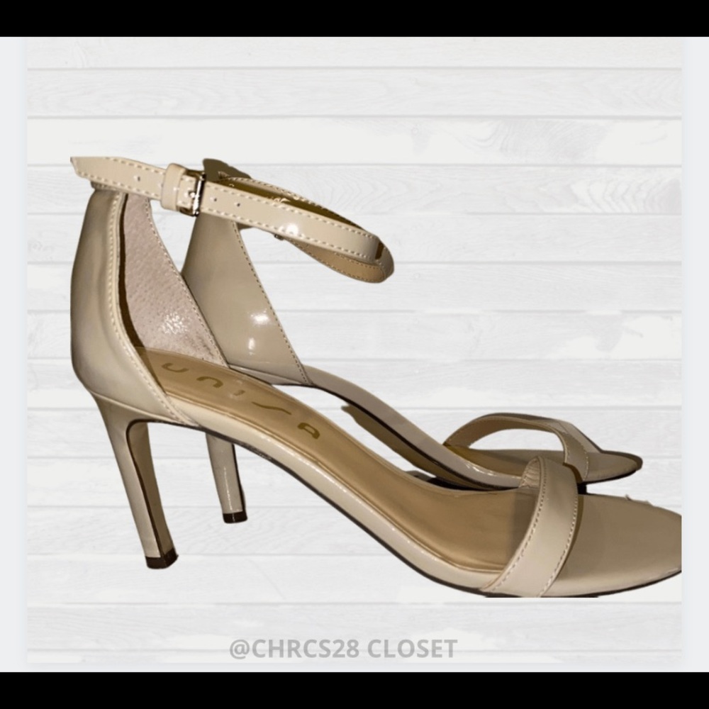 Unisa Ankle Strap heeled sandal patent leather